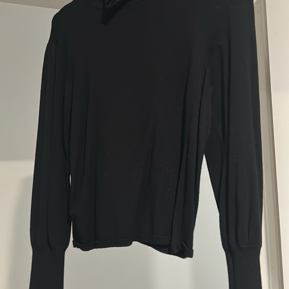 Black Long Sleeve Top